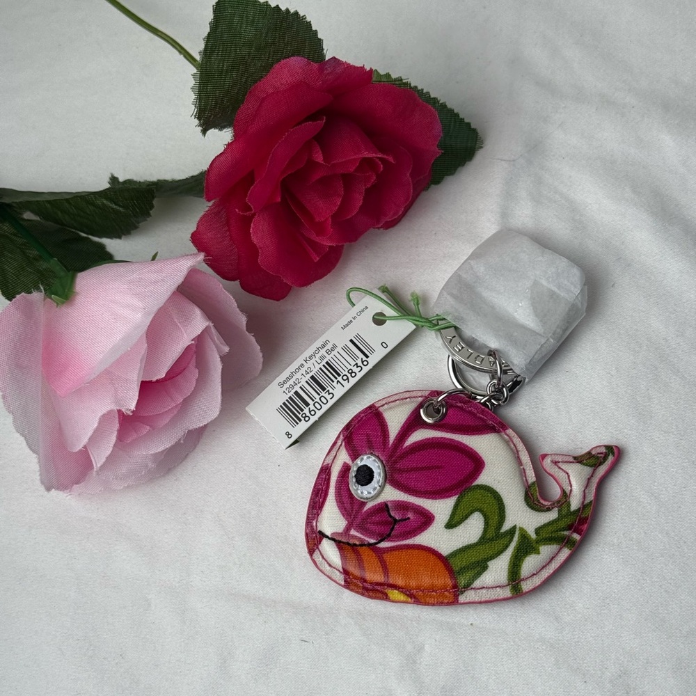 NWT Vera Bradley Lilli Bell Seashore Whale Keychain Rare!